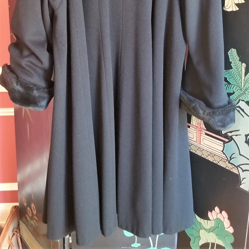 Bloomingdale's Dressy Black 100% Wool Coat SZ 22 Buttons FLAWED - Picture 4 of 8